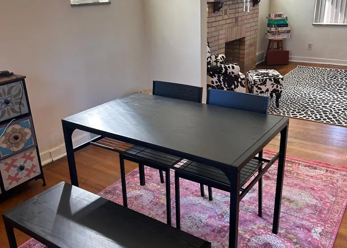 The Lloyd Little House Holiday home Pittsburgh